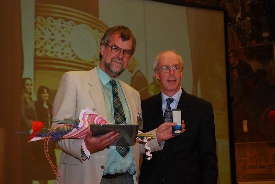 Received the Planta Europa Silver Leaf Award, 2006 (photo copyright Peter Skoberne)